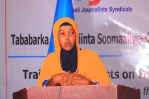 Sabiriin Hassan Mohamed of Bulsho TV and Radio Adado speaks during the opening of the three-day human rights journalism training in Galmudug, Thursday 9 June, 2022. | PHOTO/SJS.